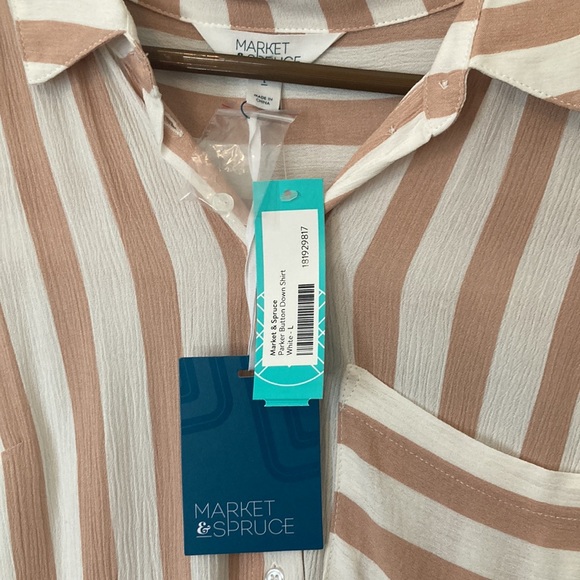 Beautiful Spring Stripes Market & Spruce Button Up - Picture 3 of 5